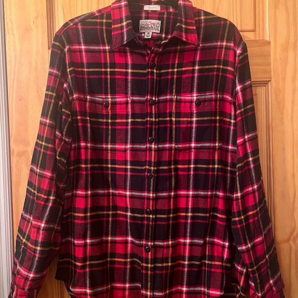 J.CREW classic mid weight flannel double brushed. medium